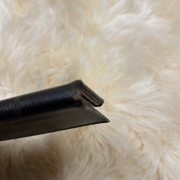 LV vintage man long monogram wallet in a fair condition - Picture 9 of 13